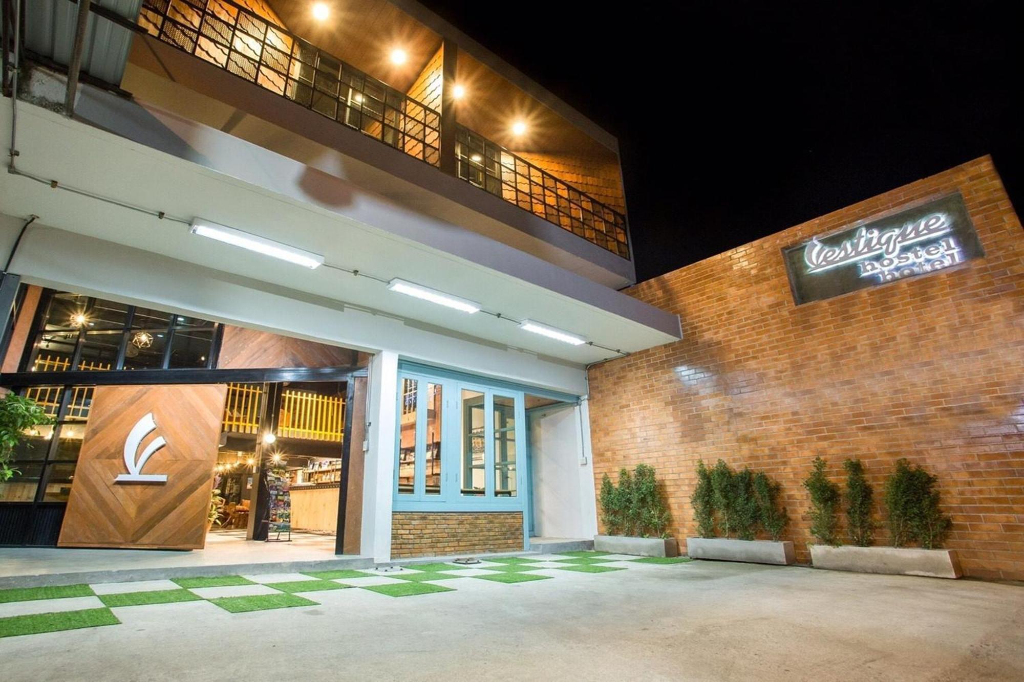 Vestique Hostel Chiang Mai Exterior foto